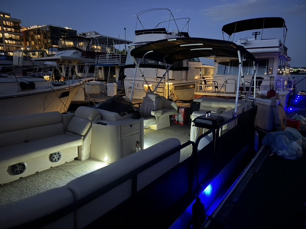 Have Yachts Club charter